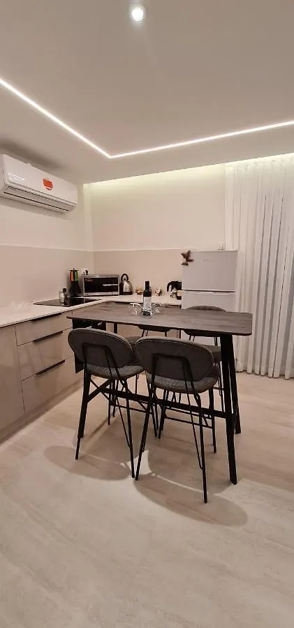Sea Side Eilat Holiday Apartment